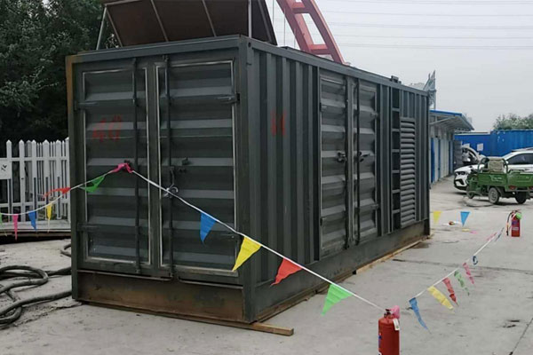 松潘发电机租赁空气滤清器多久更换一次？